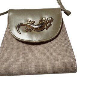 Chic Beige Crossbody Bag with Gold Lizard Accent